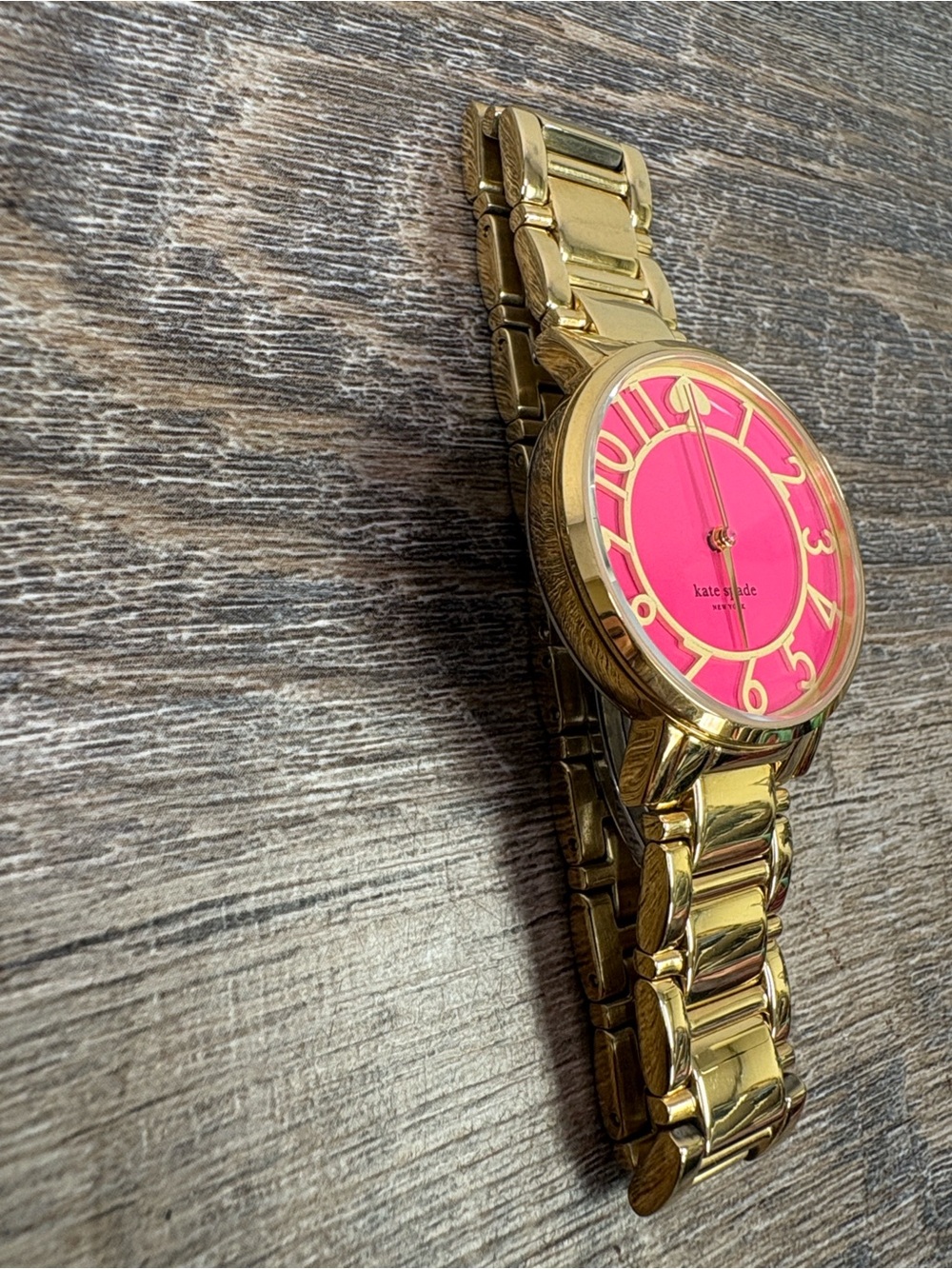 Kate Spade New York Gold-Tone Hot Pink Metro Spade Dial Watch - Picture 2 of 7